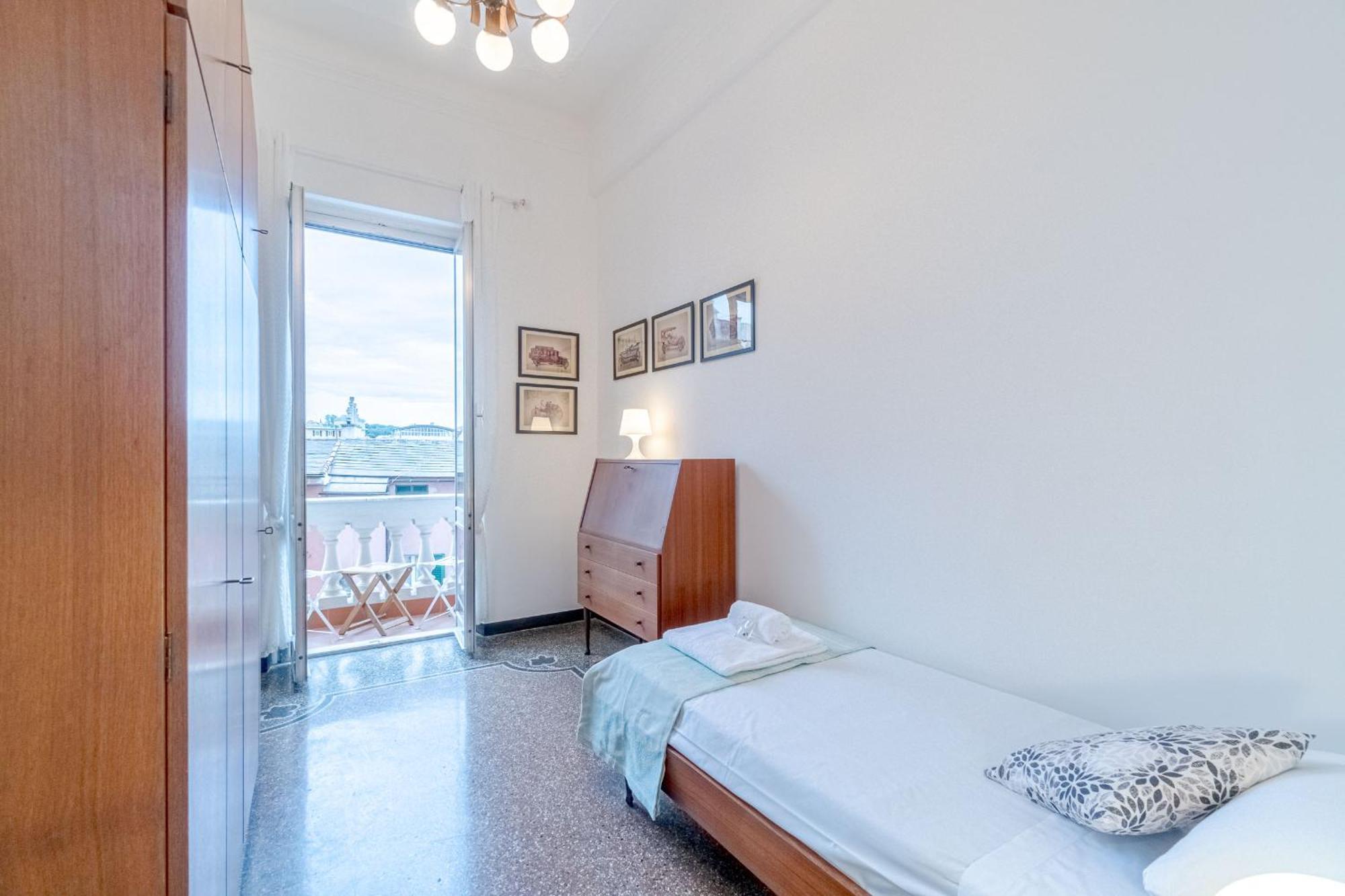 Apartamento San Fruttuoso Vintage & Roomy Flat